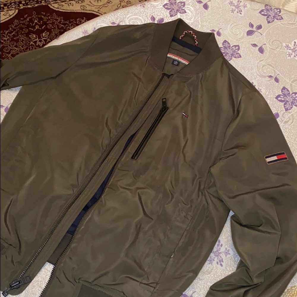 Bomber jacket kaki Tommy Hilfiger.